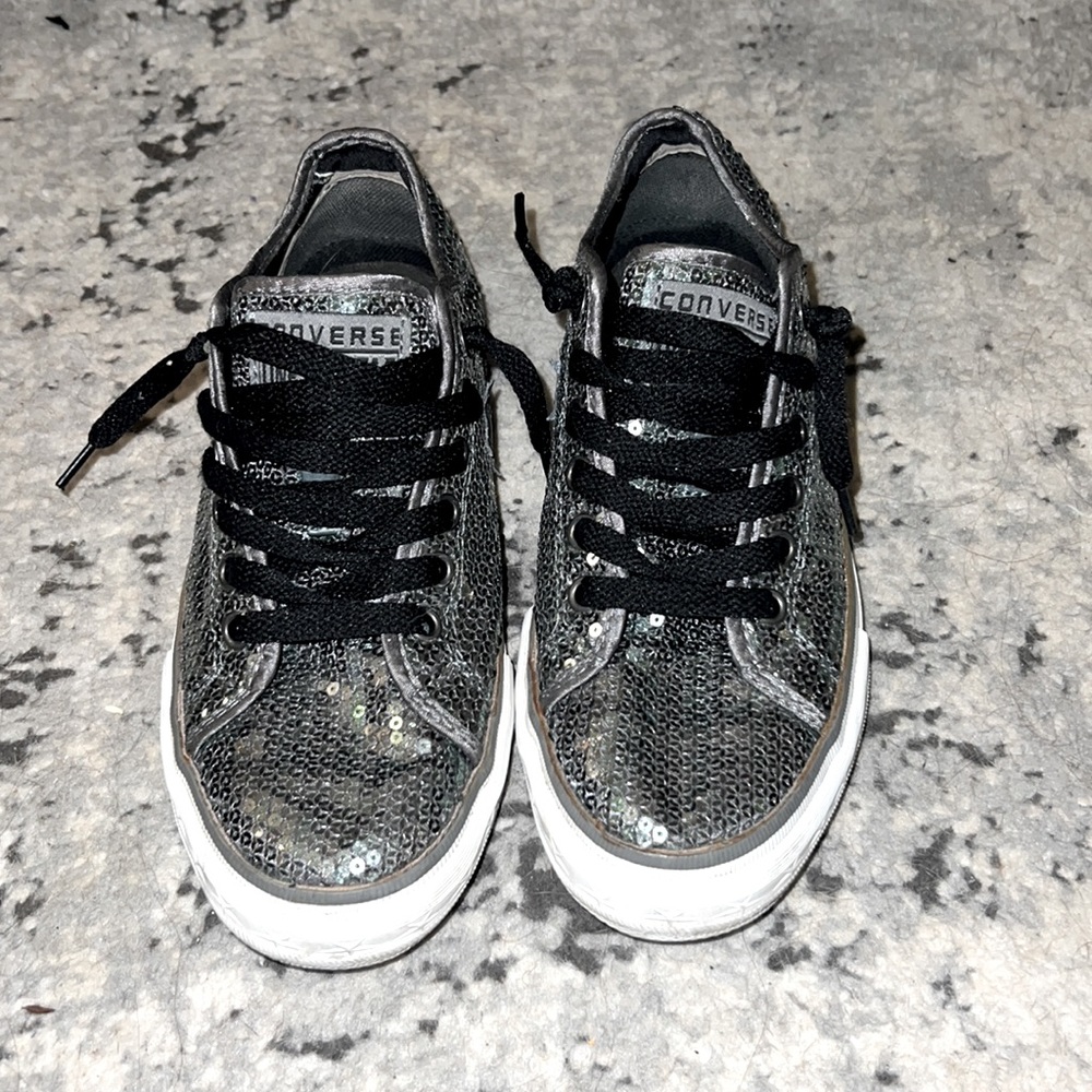 Silver Sequined converse. Size 6.